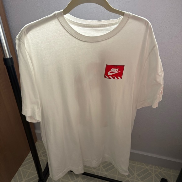 NIKE sz XL White Tshirt DJ1397 NSW Air Mech Anime Robot Short Sleeve - Picture 2 of 10